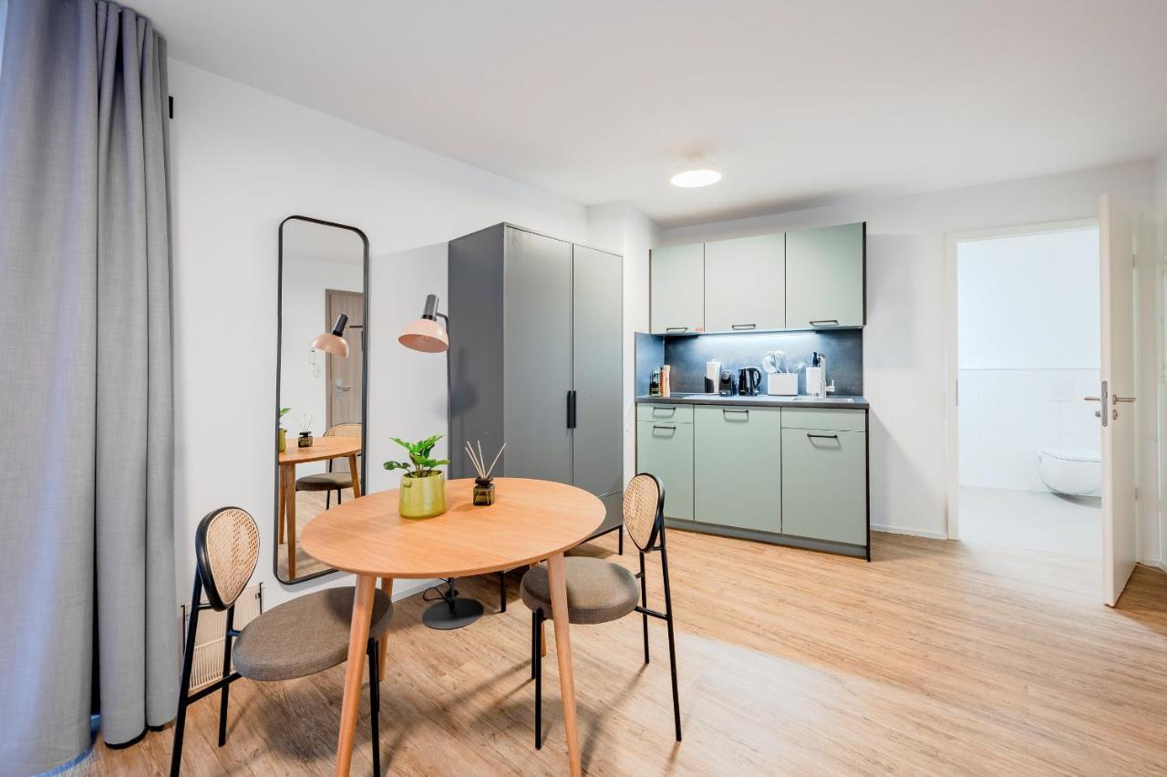 Limehome Metzingen Wilhelmstr Ngoại thất bức ảnh